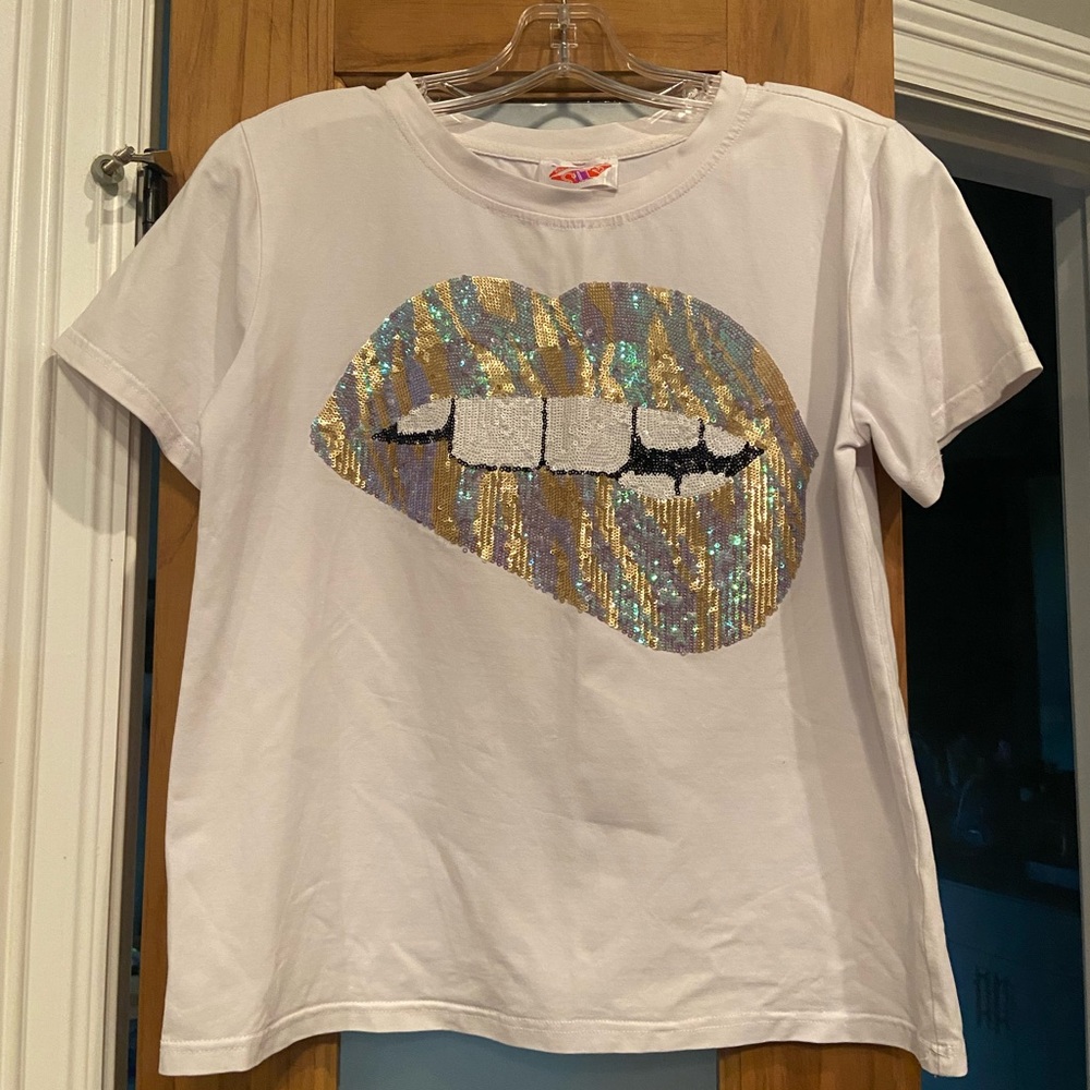 Sparkle City Sequin Lips Tee